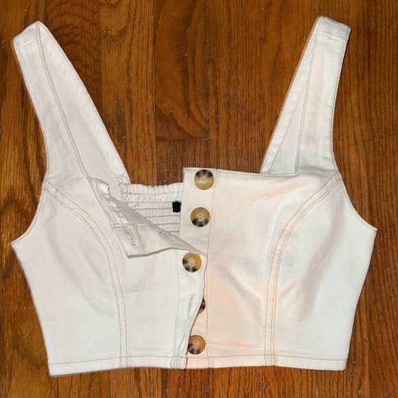Forever 21 Tops - White Button crop Top rodeo farmhouse boho FIRM SIZE 3/4